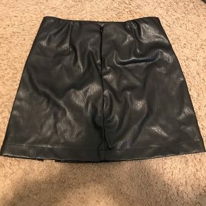 Wild Fable Black Faux leather mini skirt